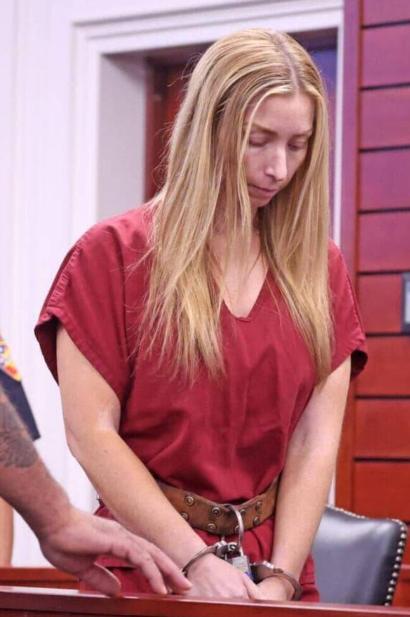 Dezvăluiri șocante în cazul profesoarei condamnate la 10 ani pentru ce le-a făcut elevilor ei. Unul din băieți spune că este devastat 1045900