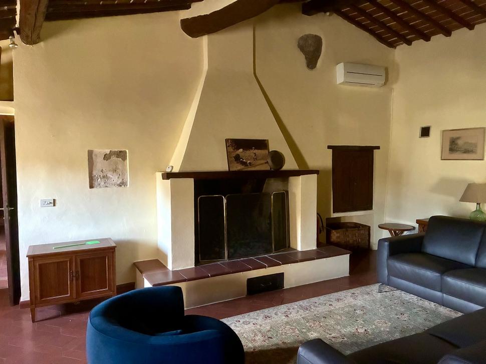 Un american a plătit 1 milion de euro pe o casă în Toscana și s-a mutat cu familia în Italia: O singură vizită în acest sat l-a convins 1045734