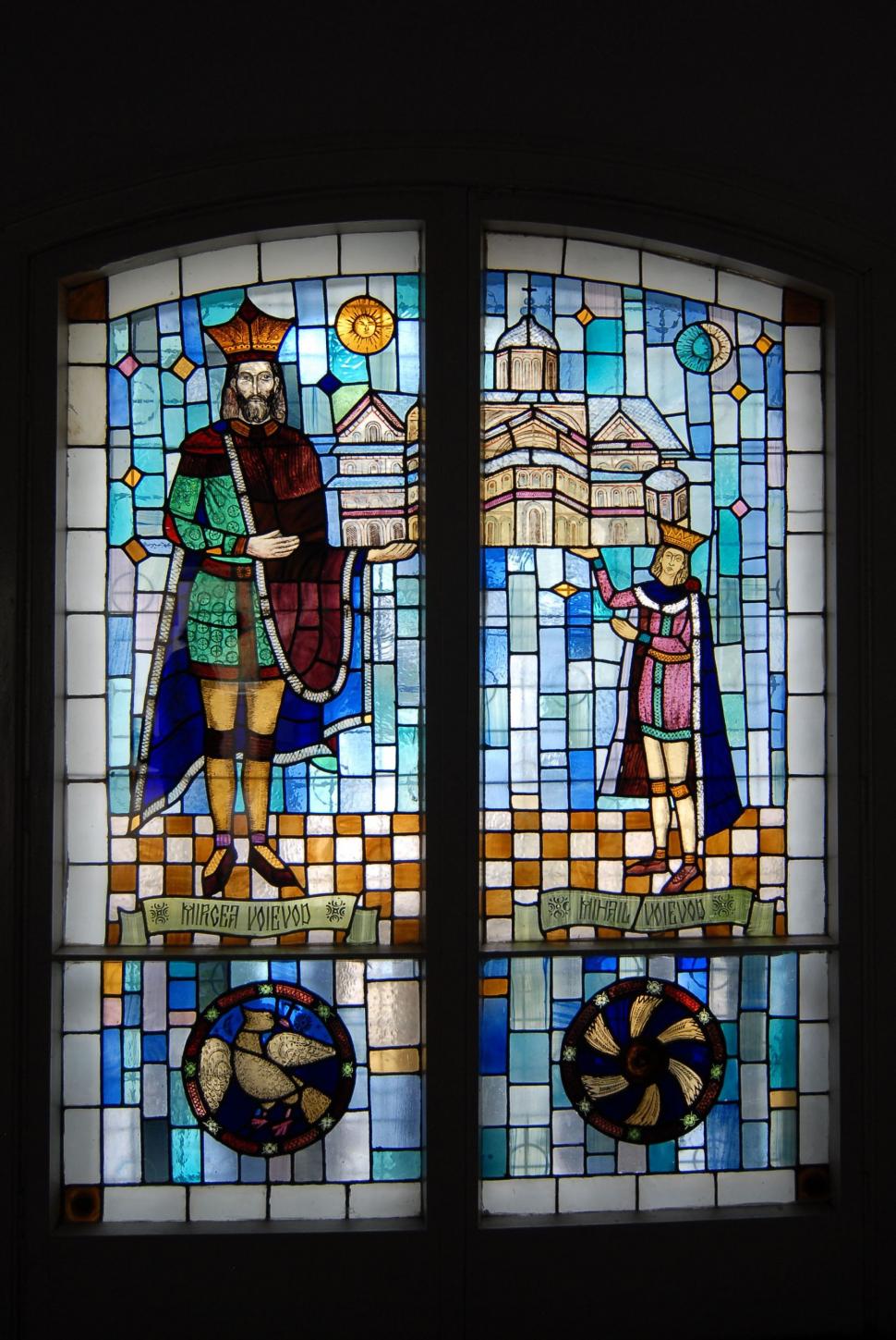 Arheologii români analizează ADN-ul din osemintele lui Mircea cel Bătrân, ca să afle dacă domnitorul chiar se află îngropat la Cozia 1046275