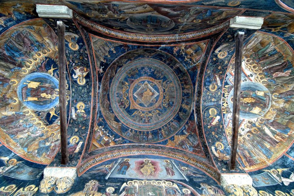 Arheologii români analizează ADN-ul din osemintele lui Mircea cel Bătrân, ca să afle dacă domnitorul chiar se află îngropat la Cozia 1046276