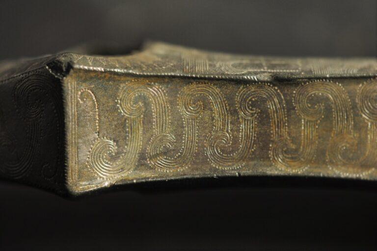 Comori descoperite în România cu detectorul de metale: 18 artefacte de mare valoare sunt expuse la Mureș 1045659