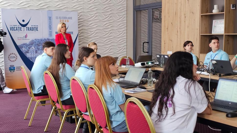 Liceeni din Alexandria își descoperă vocația prin programul „Vocație și Tradiție” 1046226