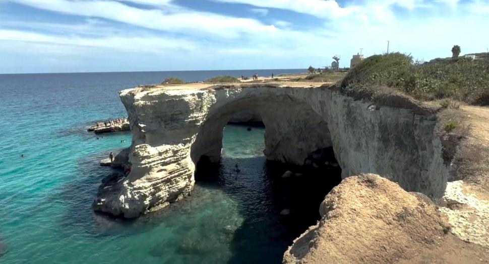 Celebrul Arc al Îndrăgostiților din Italia s-a prăbuşit din cauza unei furtuni chiar de Sfântul Valentin 1046353