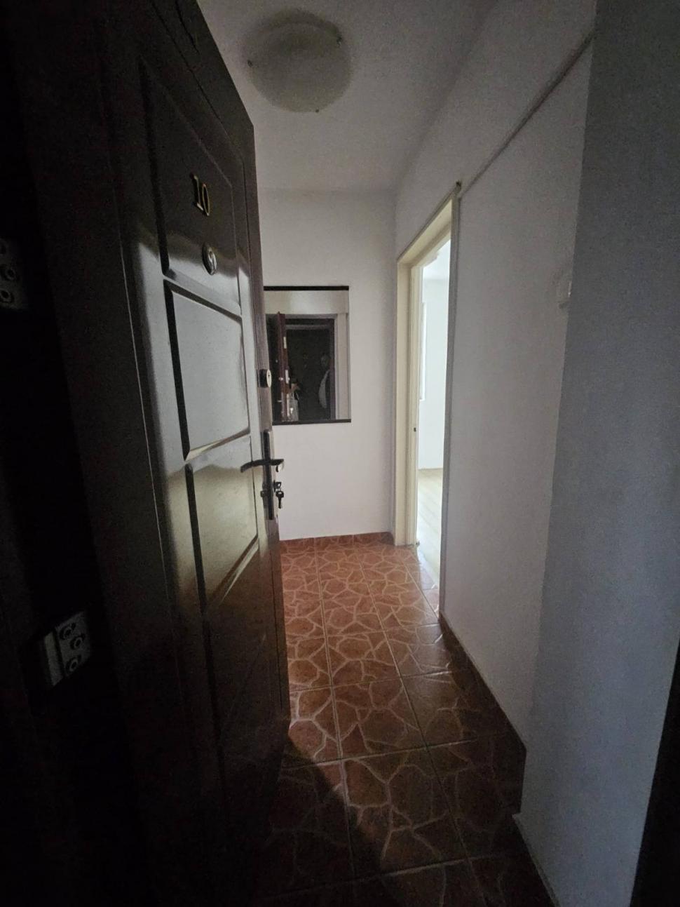 Cum arată o garsonieră convenabilă pe care Primăria Bucureşti o închiria cu 46 lei, lunar. Chiriile vor costa de peste 10 ori mai mult 1046940