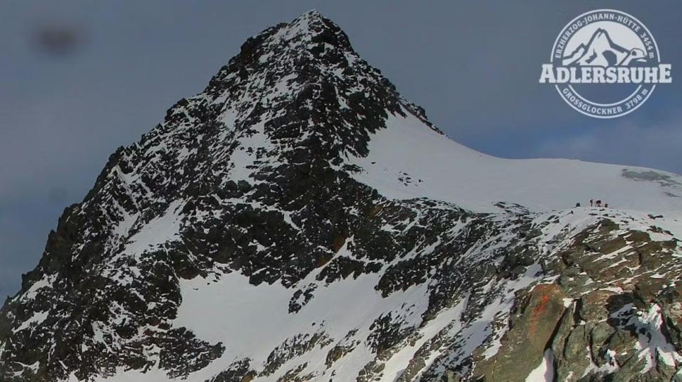 Începe procesul în cazul alpinistului care și-a lăsat iubita să moară de frig pe munte, în Austria. Momentul a fost filmat  1047067