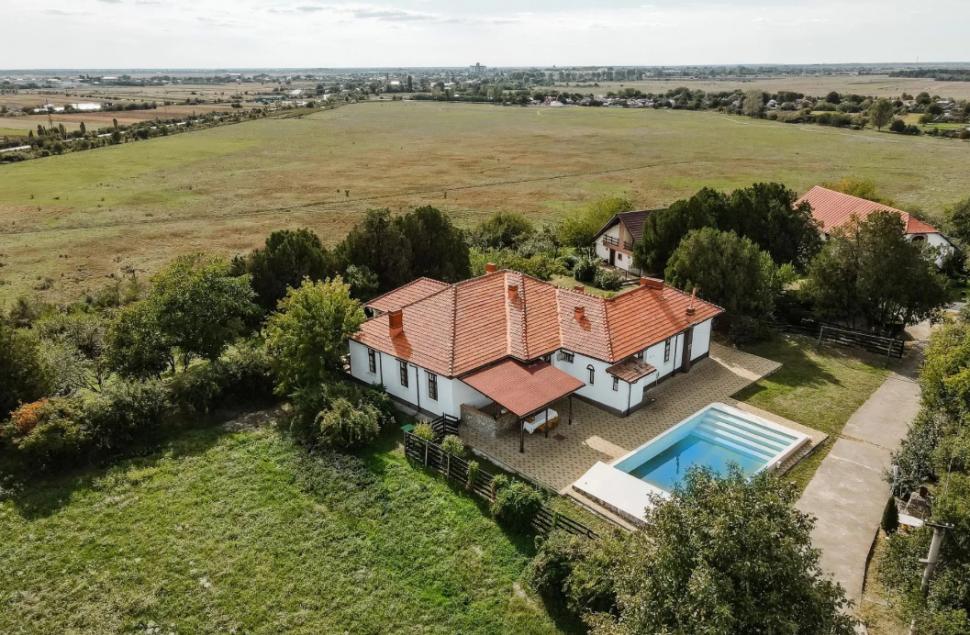 Conace și castele istorice scoase la vânzare în România. Unde se află și cât costă 1047275