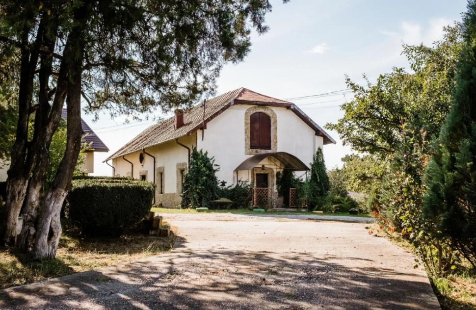 Conace și castele istorice scoase la vânzare în România. Unde se află și cât costă 1047277