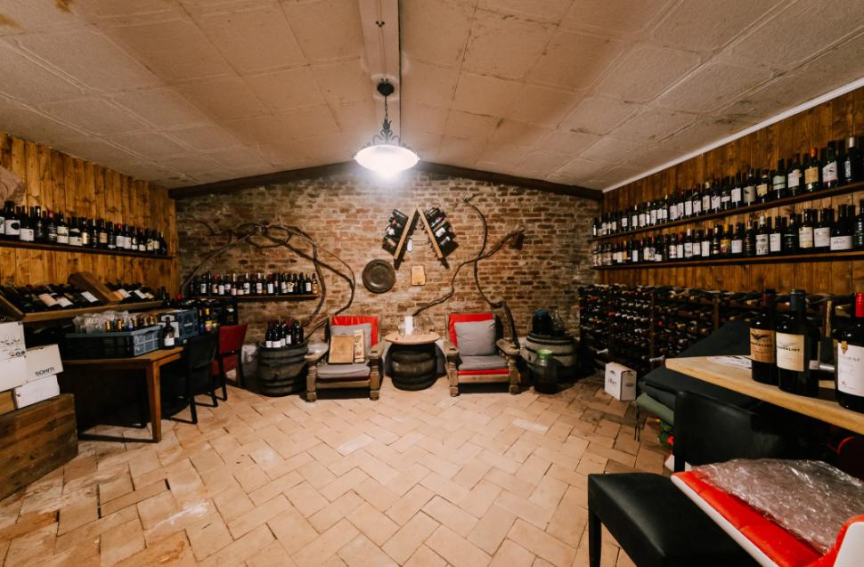 Conace și castele istorice scoase la vânzare în România. Unde se află și cât costă 1047585