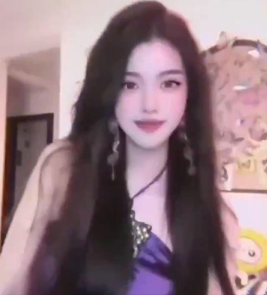 O influenceriţă din China a pierdut 140.000 de urmăritori după ce s-a stricat un filtru şi i s-a văzut adevărata față 1048167