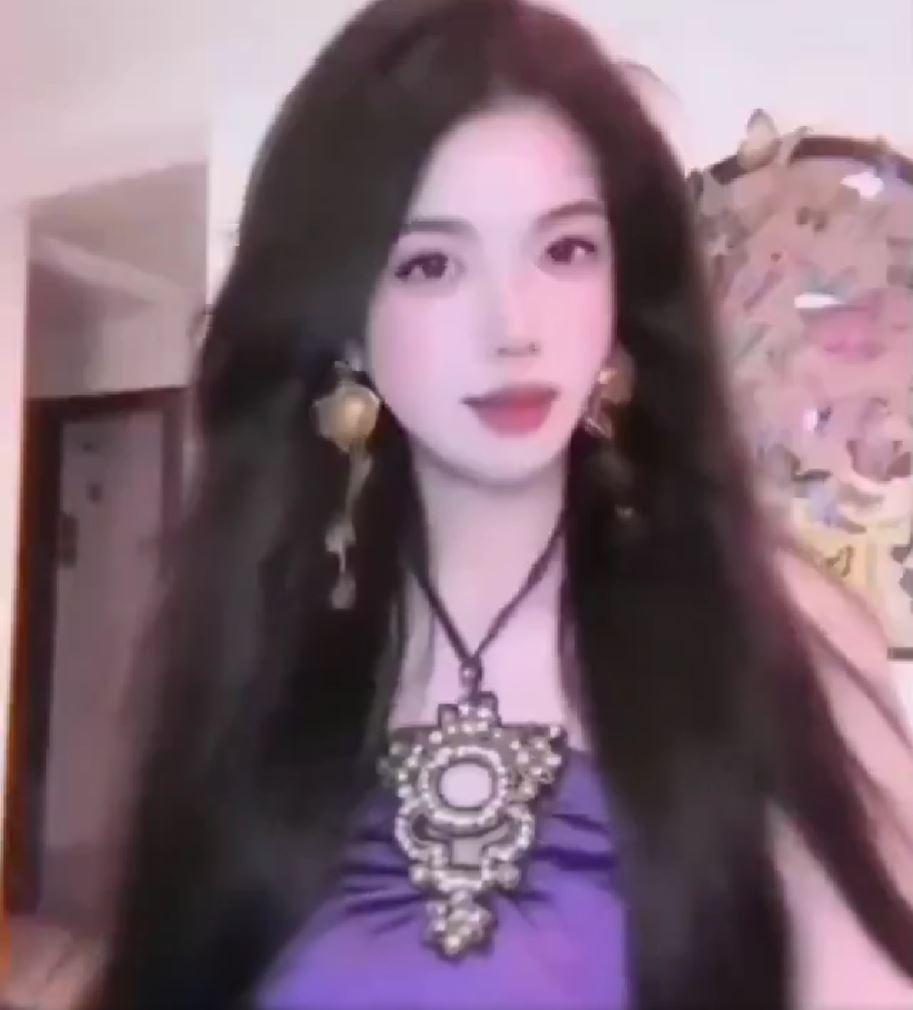 O influenceriţă din China a pierdut 140.000 de urmăritori după ce s-a stricat un filtru şi i s-a văzut adevărata față 1048169