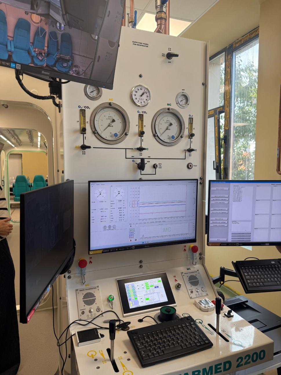 Cum arată prima cameră hiperbară într-un spital public din România. Alin Tișe: „Cea mai mare satisfacție” 1048234