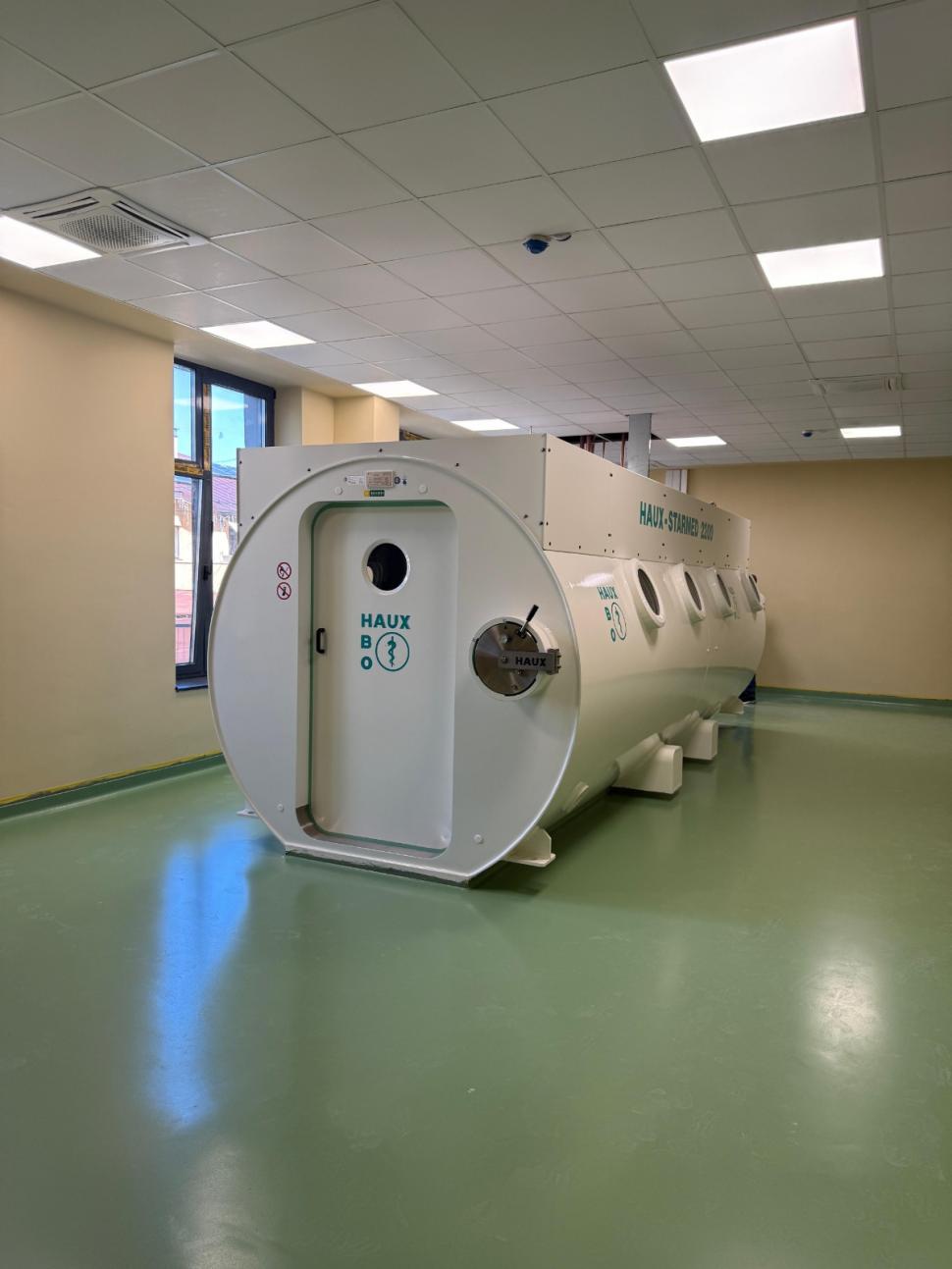 Cum arată prima cameră hiperbară într-un spital public din România. Alin Tișe: „Cea mai mare satisfacție” 1048236