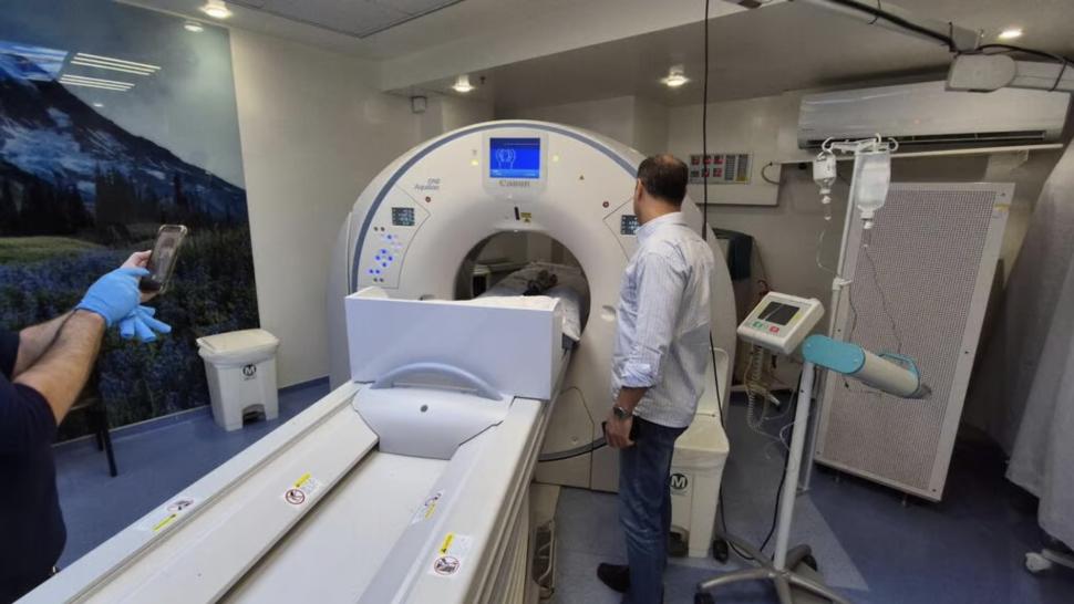 Descoperire arheologică rară în Marea Mediterană: O sabie de cavaler cruciat a fost găsită de un student, îngropată în sedimente marine 1048314