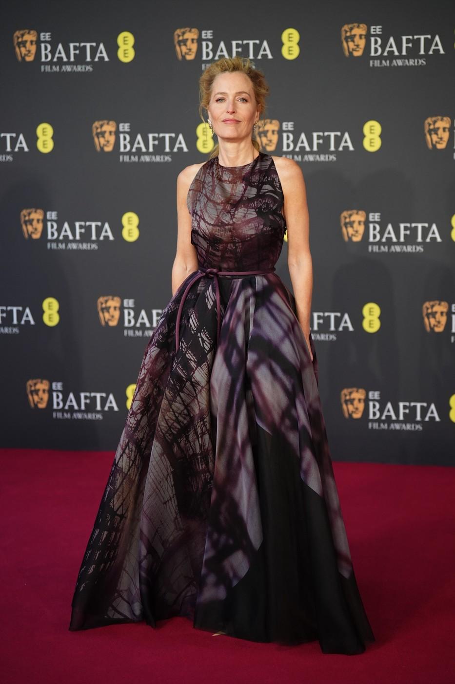 Vedetele au făcut senzație pe covorul roșu la BAFTA 2026. Cele mai spectaculoase ținute de la festival 1048269
