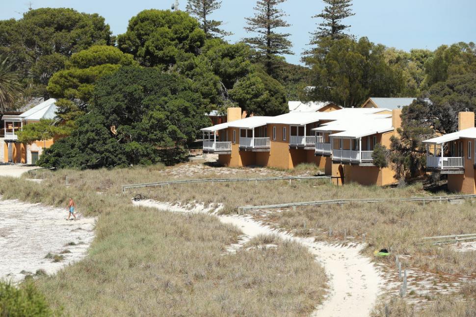 Insula idilică unde turiștii dorm pe morminte fără să știe: Mulți o vizitează pentru quokka și nu îi cunosc istoria întunecată 1048707