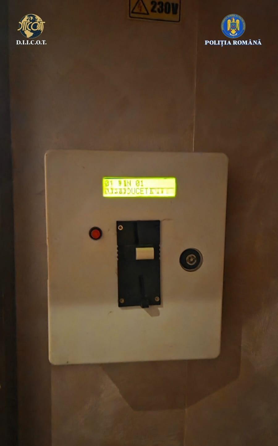 Percheziţii DIICOT la un club din Bucureşti într-un dosar trafic de droguri, proxenetism și spălarea banilor 1049254