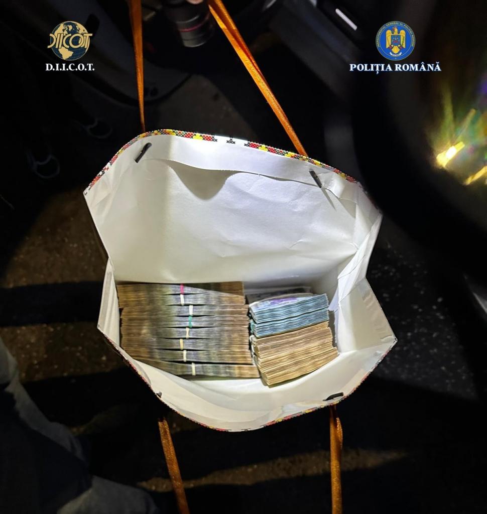 Percheziţii DIICOT la un club din Bucureşti într-un dosar trafic de droguri, proxenetism și spălarea banilor 1049262