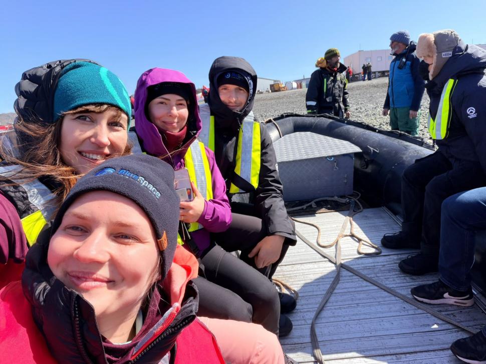 Nu avem stație în Antarctica. Dar avem cercetători care ajung acolo: „Asta e ceva ce ți se întâmplă o singură dată în viață” 1049808