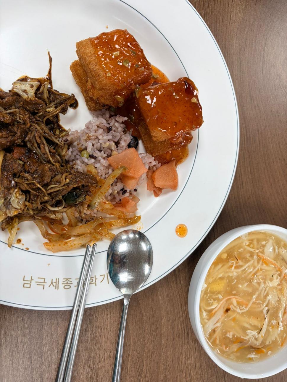 Nu avem stație în Antarctica. Dar avem cercetători care ajung acolo: „Asta e ceva ce ți se întâmplă o singură dată în viață” 1049820