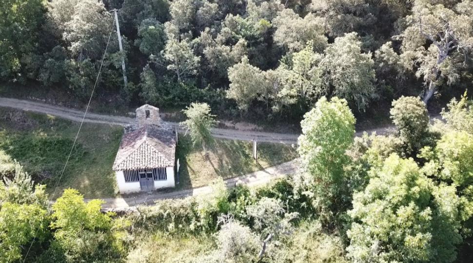 Un sat întreg din Spania se vinde la reduceri, cu 380.000 de euro. Are 10 case, un schit și o poveste interesantă 1049612