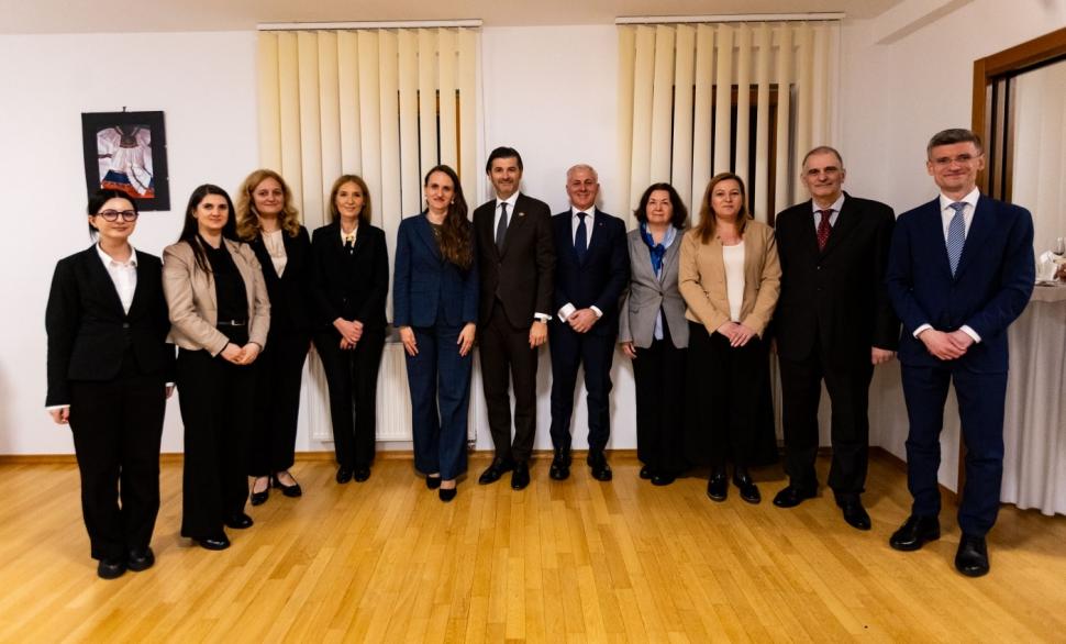 Vizita oficială a şefei diplomaţiei române în Slovenia, prima la acest nivel după cinci ani. Mesajul transmis de Oana Ţoiu 1049872