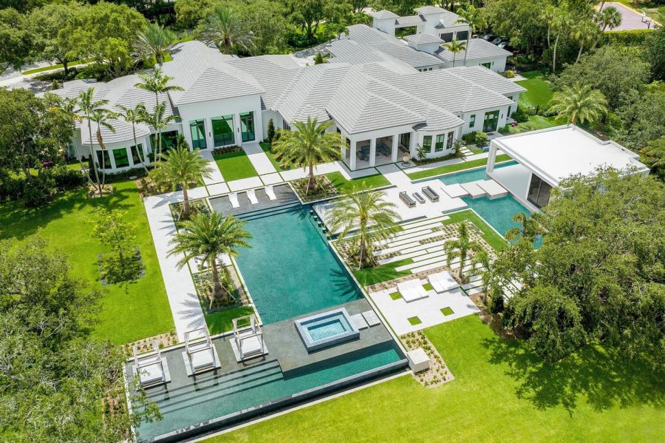 Cea mai scumpă locuință care se vinde în Florida. Cum arată conacul de lux care are un muzeu cu genți Louis Vuitton 1049607