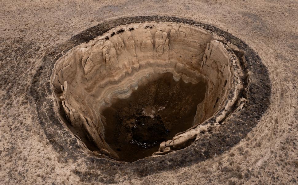 De ce se scufundă pământul în Turcia. Doar în Konya sunt 700 de doline gigantice, adânci de zeci de metri. „Trăiesc permanent cu frică” 1049937