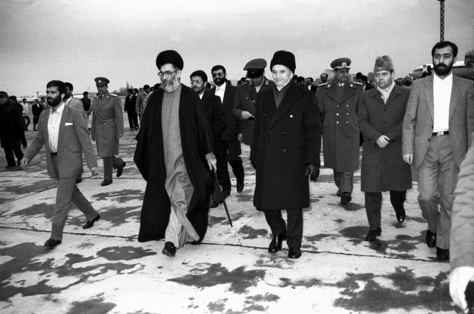 Ali Khamenei a vizitat România în 1989: Primit cu onoruri de Ceaușescu, a călătorit cu metroul din București, a văzut și Casa Poporului 1050127