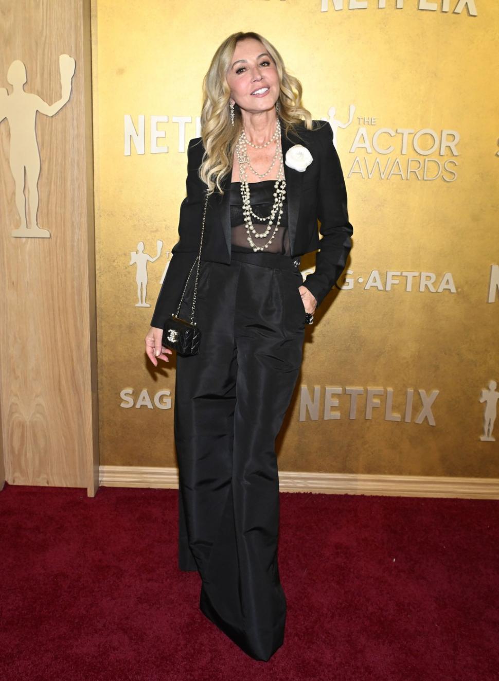 Cele mai spectaculoase ținute de pe covorul roșu de la Actor Awards 2026. Gala a avut un cod vestimentar tematic  1050240