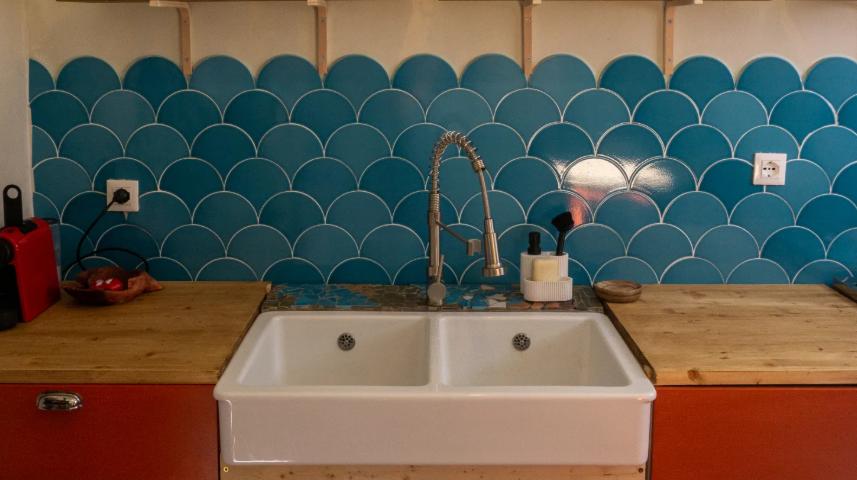 Doi americani care s-au mutat într-una din casele ieftine din Italia cheltuiesc aici 1.000 de euro pe lună și sunt foarte mulțumiți 1050156