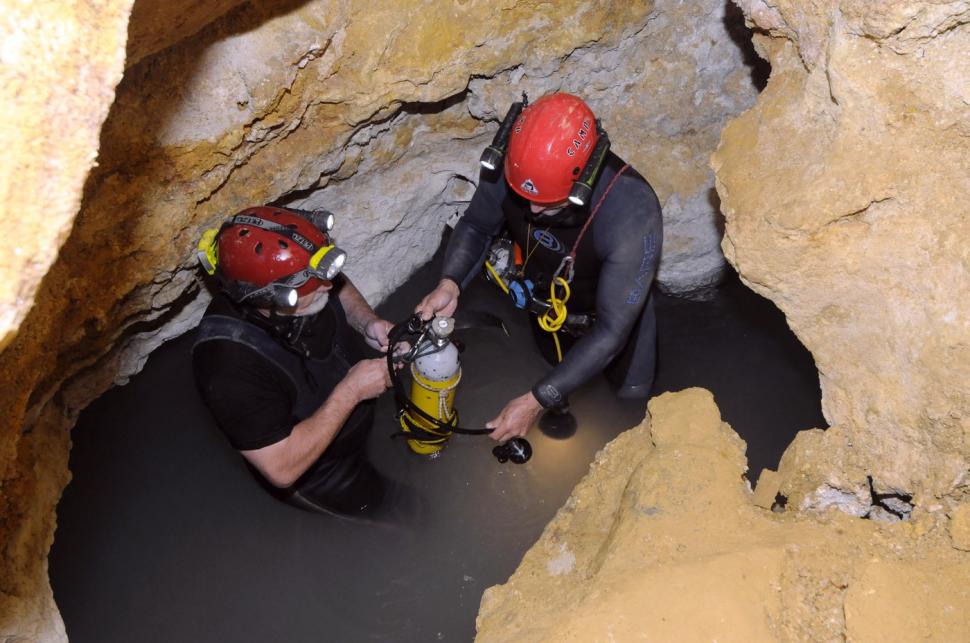 Locul din România unic în lume care ar putea susține viața chiar și într-o „iarnă nucleară”: A stat sigilat peste 5 milioane de ani 1050600