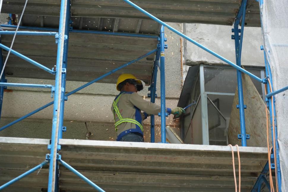 Primăria Sectorului 3 investește în siguranța cetățenilor: 11 blocuri și 7 unități de învățământ în consolidare seismică 1050871