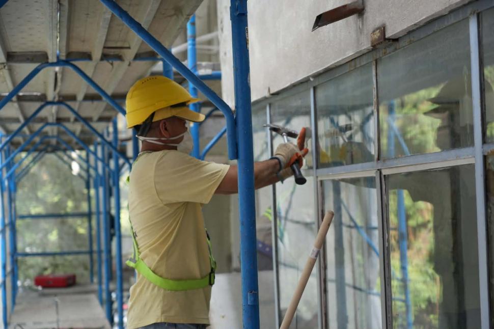 Primăria Sectorului 3 investește în siguranța cetățenilor: 11 blocuri și 7 unități de învățământ în consolidare seismică 1050874