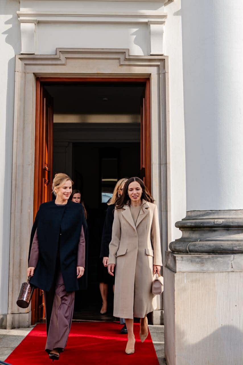 Mirabela Grădinaru, alături de prima doamnă a Poloniei la Varșovia. Cum a arătat întâlnirea de la Palatul Prezidențial 1051186