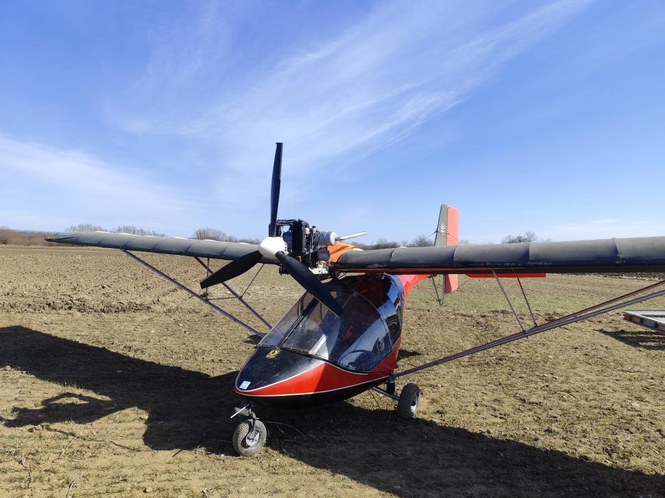 Un ucrainean aterizat cu avionul la Suceava, după ce a fugit de războiul din țara sa. Cum au reacționat autoritățile române 1051802