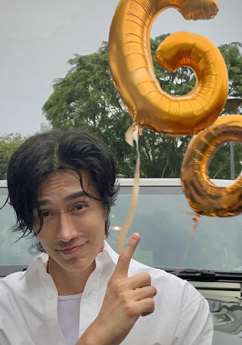 Un bărbat din Singapore a provocat o undă de șoc când a anunțat pe Instagram că tocmai a împlint 60 de ani 1052006