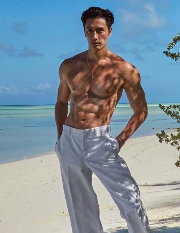 Un bărbat din Singapore a provocat o undă de șoc când a anunțat pe Instagram că tocmai a împlint 60 de ani 1052016