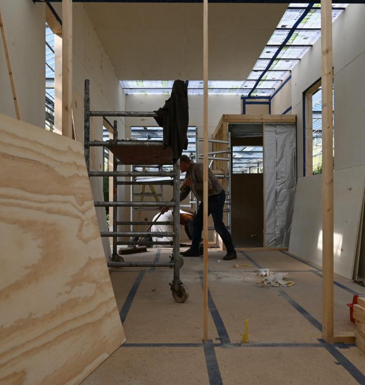 Un cuplu fără nicio experiență în construcții și-a făcut o casă de la zero cu ajutorul ChatGPT, în Olanda. Au, totuși, un sfat prețios 1051918