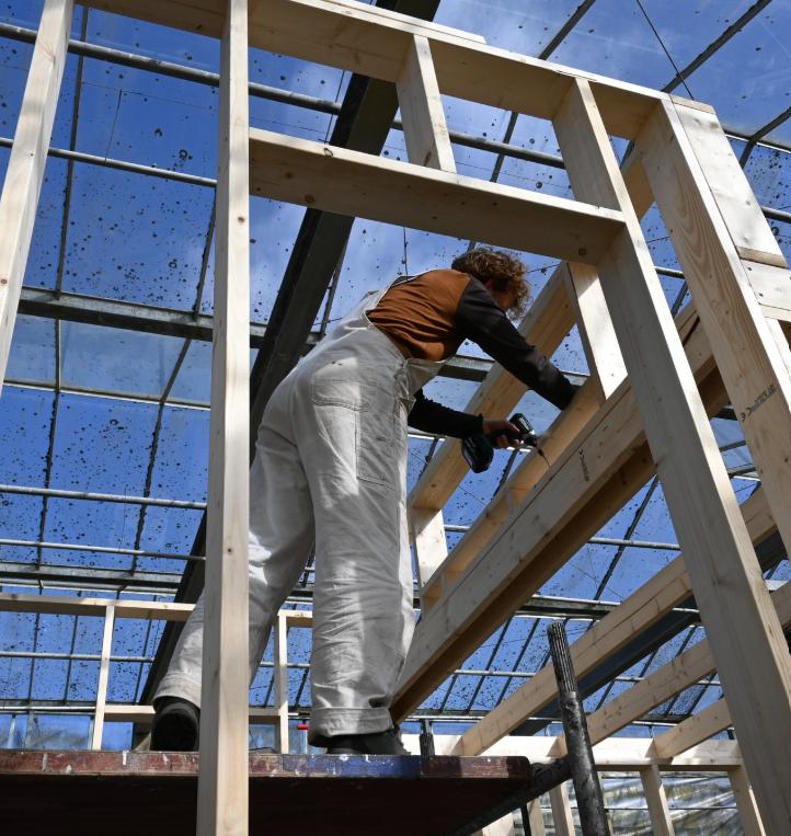 Un cuplu fără nicio experiență în construcții și-a făcut o casă de la zero cu ajutorul ChatGPT, în Olanda. Au, totuși, un sfat prețios 1051921