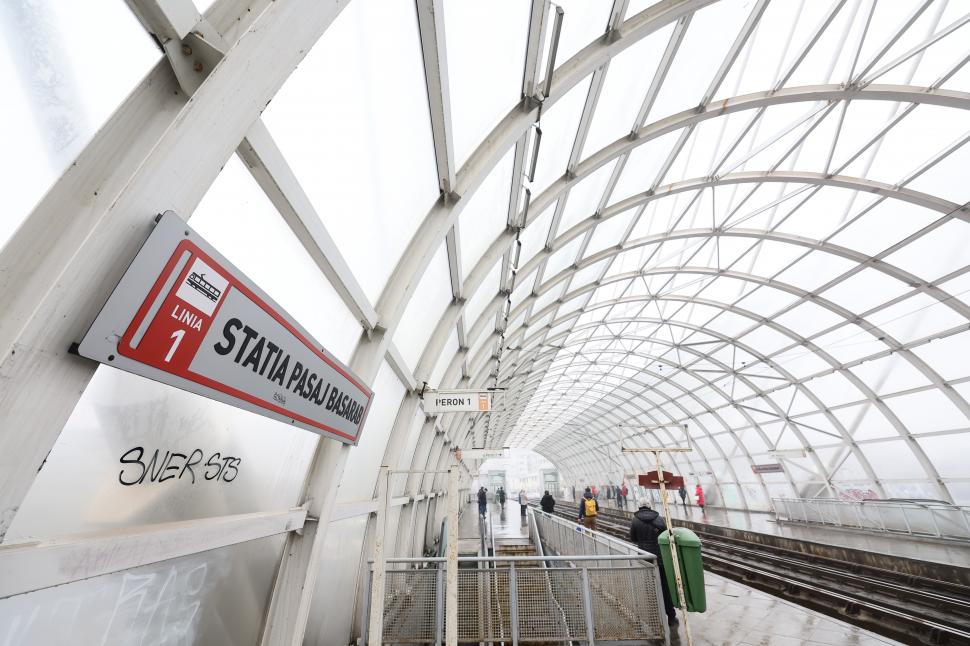 Pasajul Basarab va fi reparat, deși nu are recepția făcută de 15 ani. Ciucu: „Suma se ridică undeva spre 80 de milioane” 1052402