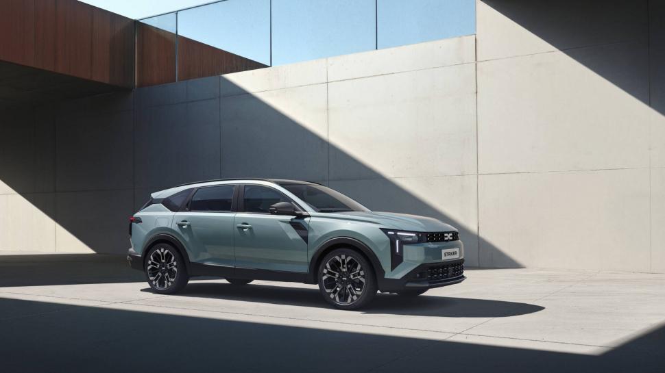 Renault lansează, marţi, noul crossover Dacia Striker. Cum arată maşina, ce planuri au francezii şi care sunt competitorii 1052196