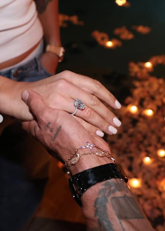 De ce poartă Aryna Sabalenka inelul de logodnă de un milion de dolari pe terenul de tenis de la Indian Wells 1052543