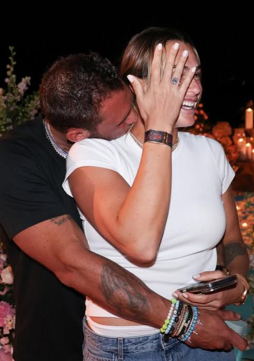 De ce poartă Aryna Sabalenka inelul de logodnă de un milion de dolari pe terenul de tenis de la Indian Wells 1052544