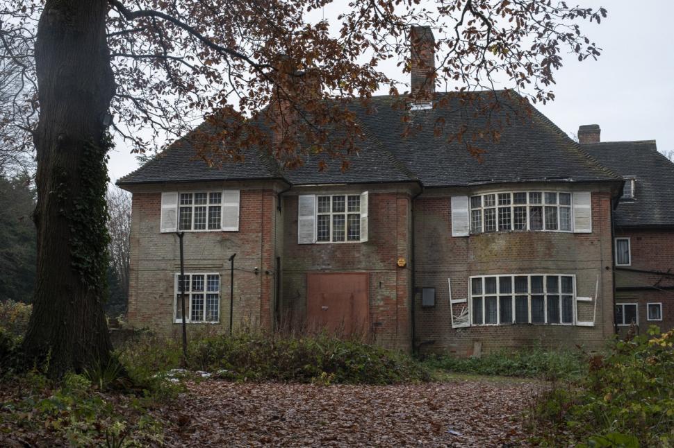 Iranienii bogați și-au cumpărat case pe „strada miliardarilor” din Londra și le-au abandonat: „Regatul Unit a închis ochii” 1052632