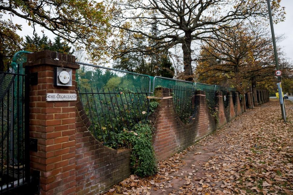 Iranienii bogați și-au cumpărat case pe „strada miliardarilor” din Londra și le-au abandonat: „Regatul Unit a închis ochii” 1052639