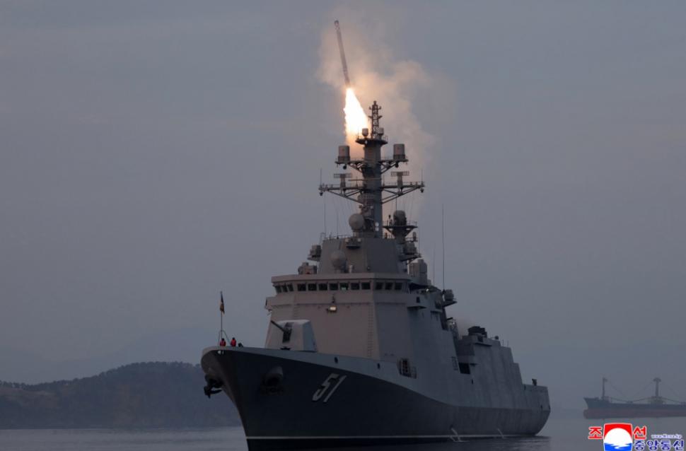 Kim Jong Un și-a luat fiica minoră și la teste cu rachete, după ce a dus-o la trageri cu pușca cu lunetă 1052601