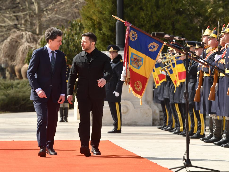 Vizita lui Zelenski la București, surprinsă în imagini. Cum a fost primit de Nicușor Dan la Cotroceni  1053018