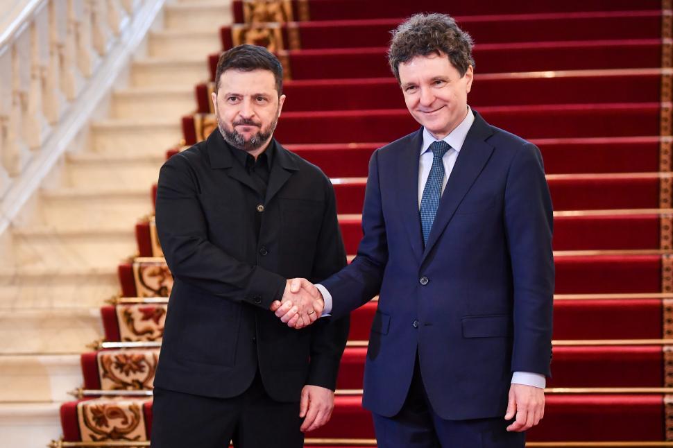 Vizita lui Zelenski la București, surprinsă în imagini. Cum a fost primit de Nicușor Dan la Cotroceni  1053028