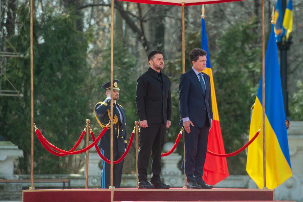 Vizita lui Zelenski la București, surprinsă în imagini. Cum a fost primit de Nicușor Dan la Cotroceni  1053033
