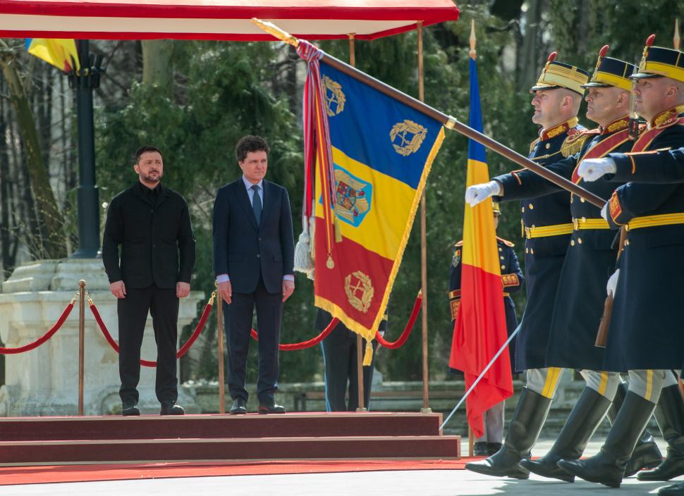 Vizita lui Zelenski la București, surprinsă în imagini. Cum a fost primit de Nicușor Dan la Cotroceni  1053046